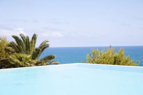 4 Instagrammers who you can travel to the Mediterranean with